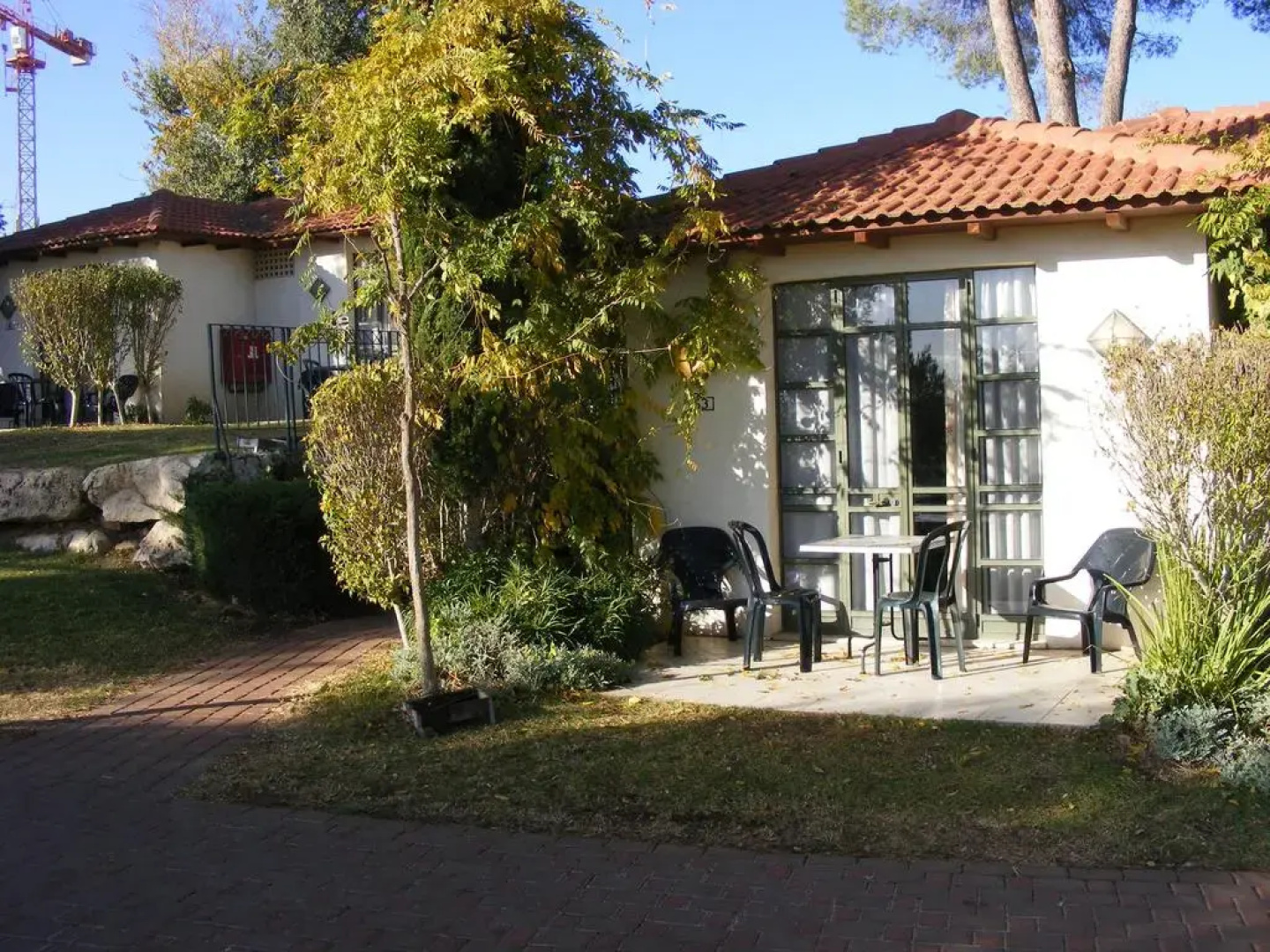 Shoresh Country Lodging