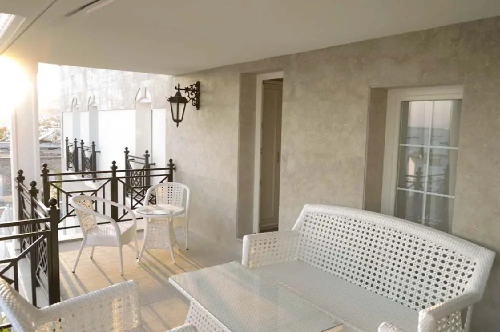 Ena Boutique Hotel & Residences