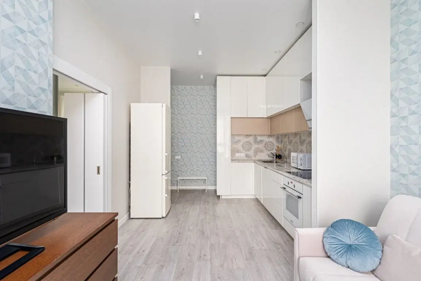 Chasha Apartments
