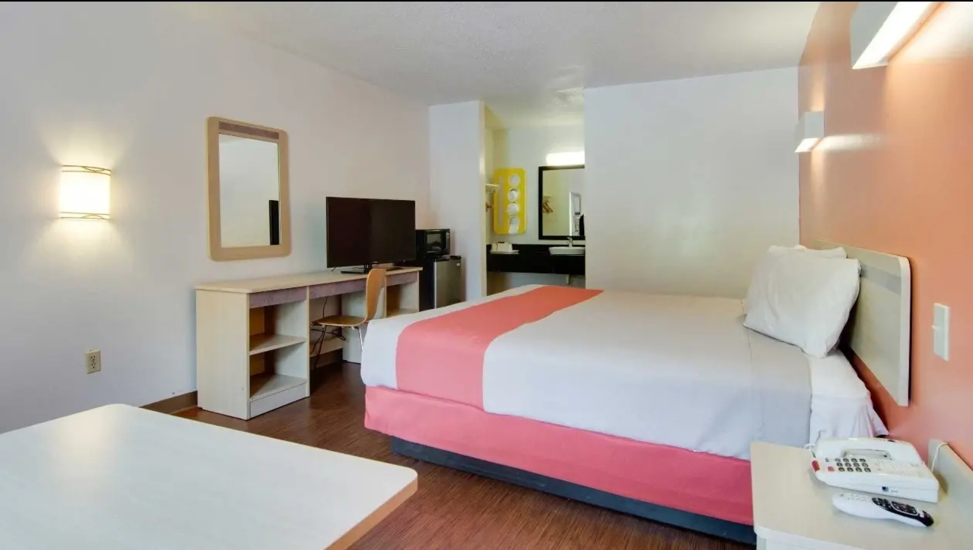 Motel 6