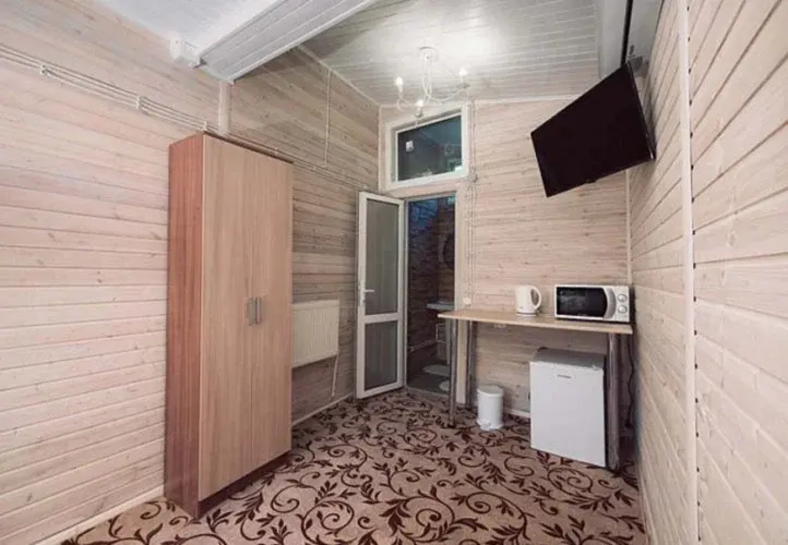 Semejnyij Dom Guest house