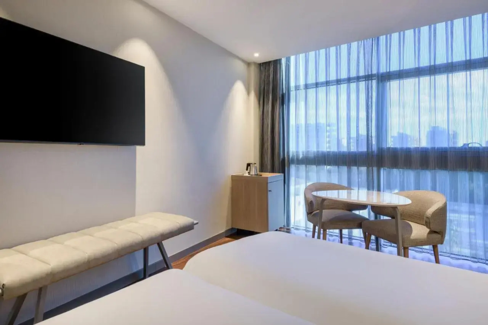 Отель AC Som by Marriott