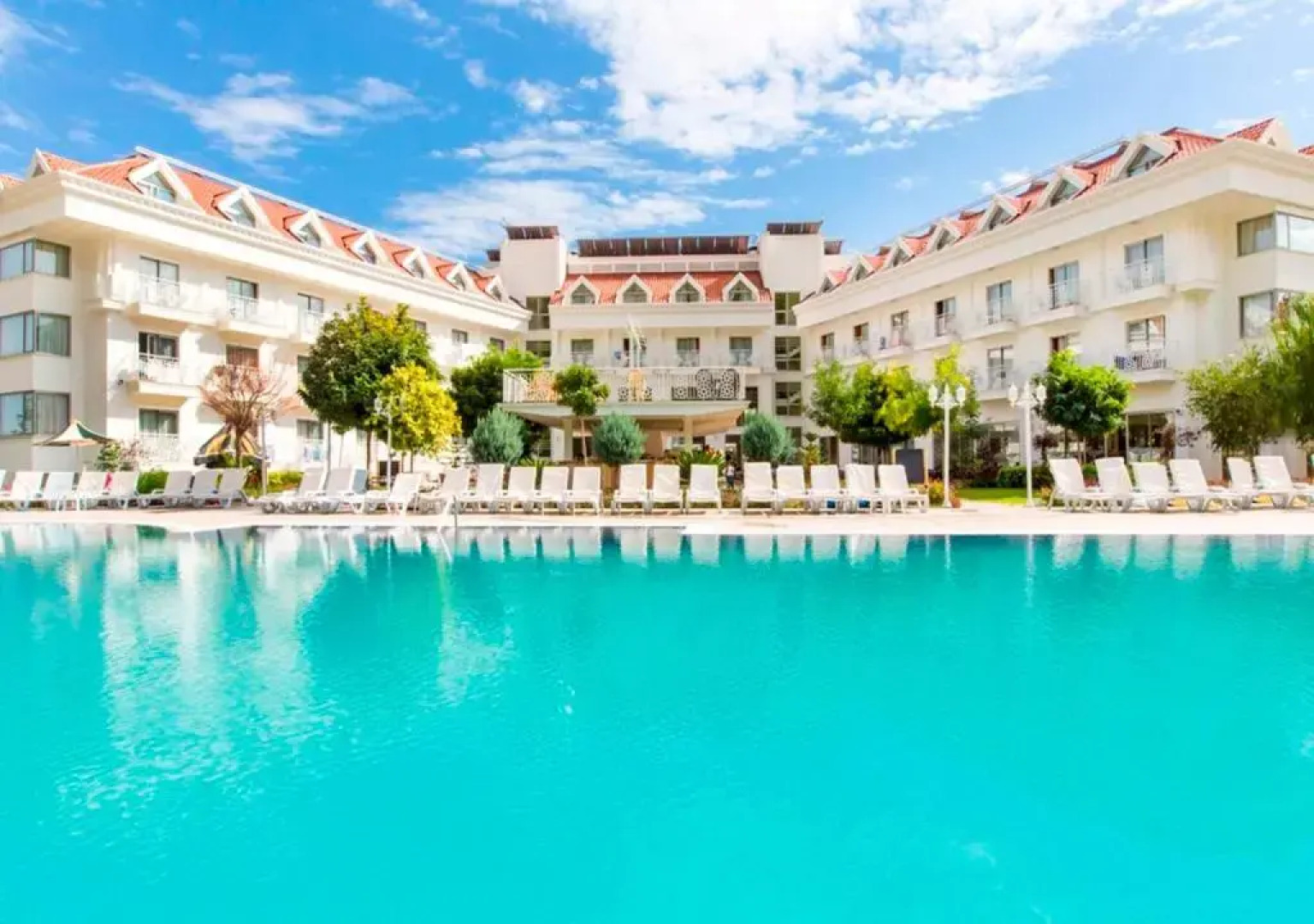 Grand Mir Amor Hotel