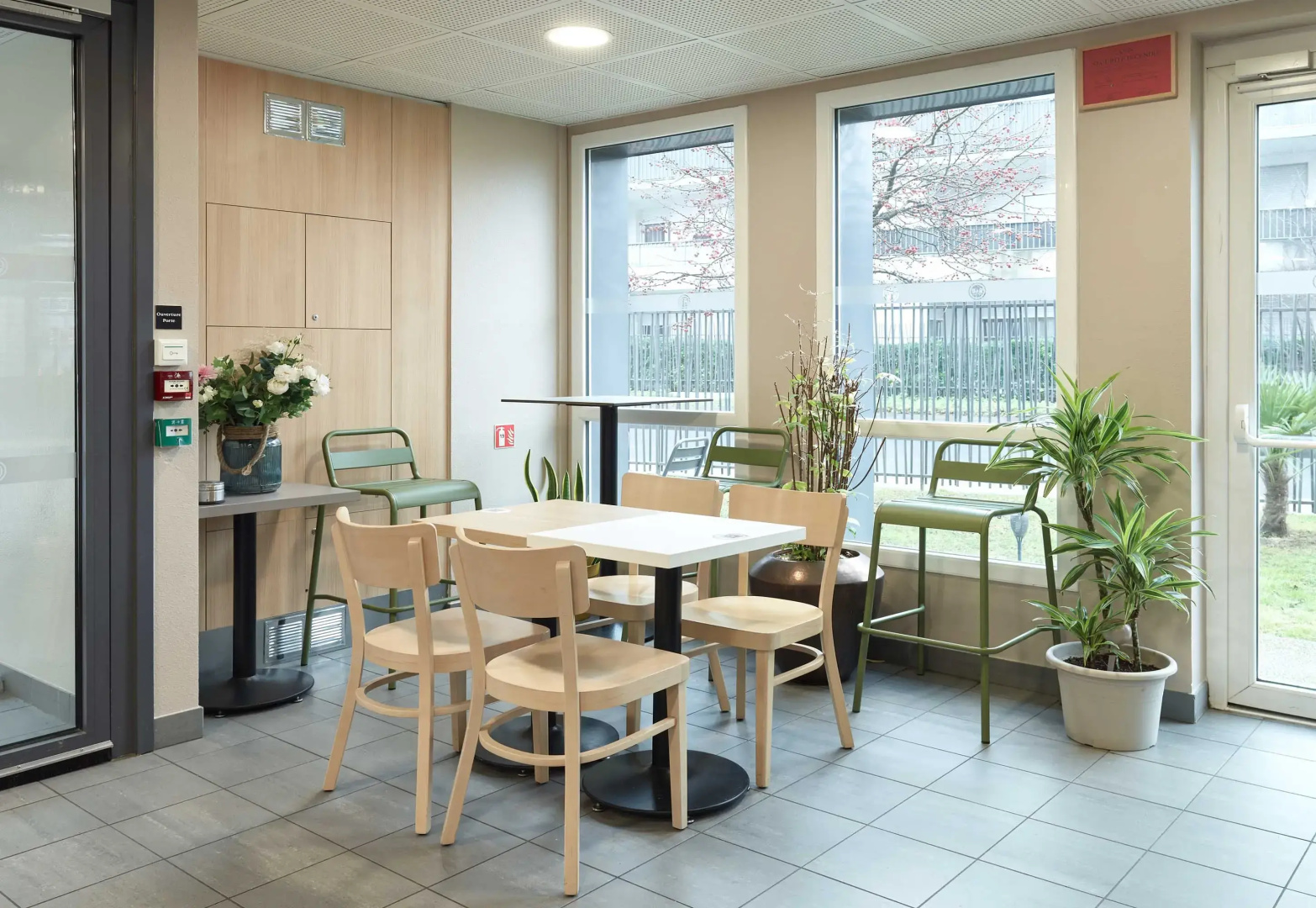 B&B HOTEL Orly Chevilly Marché International