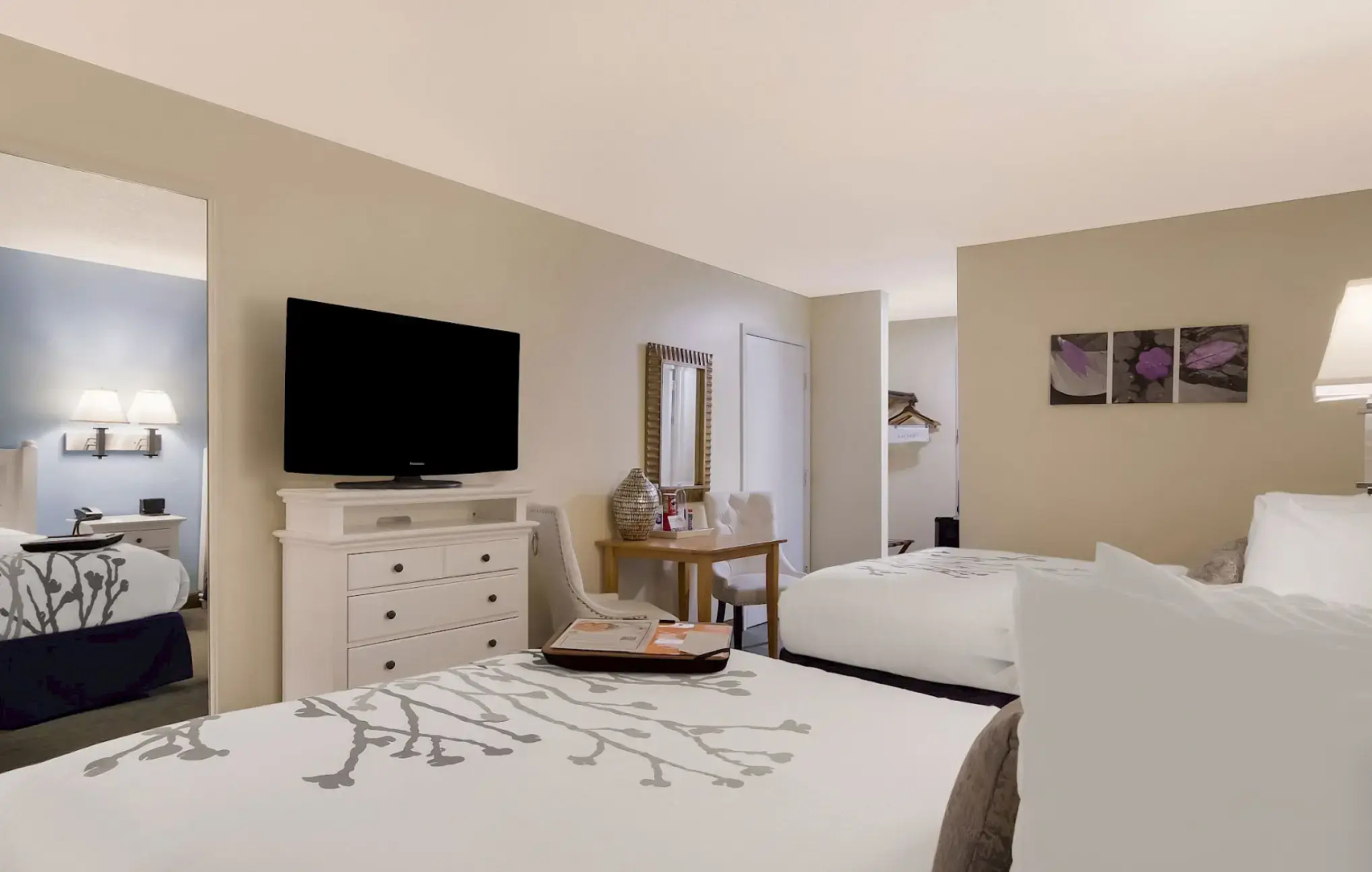 Ocean Sands Beach Boutique Inn - 1 Acre Private Beach
