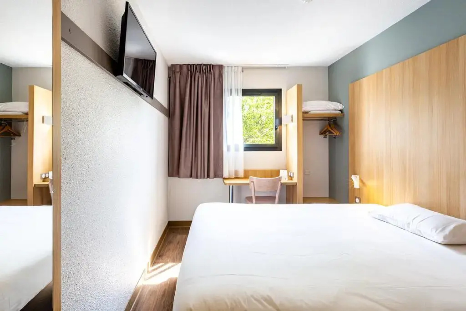 B&B HOTEL ANGERS Parc Expos