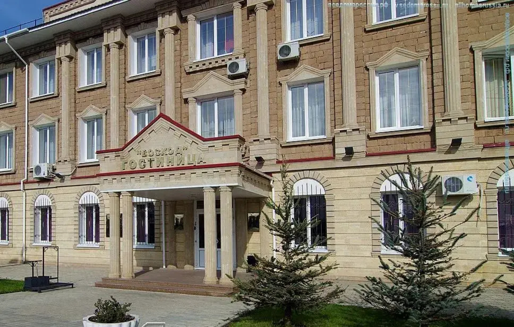 Otel' Voshod