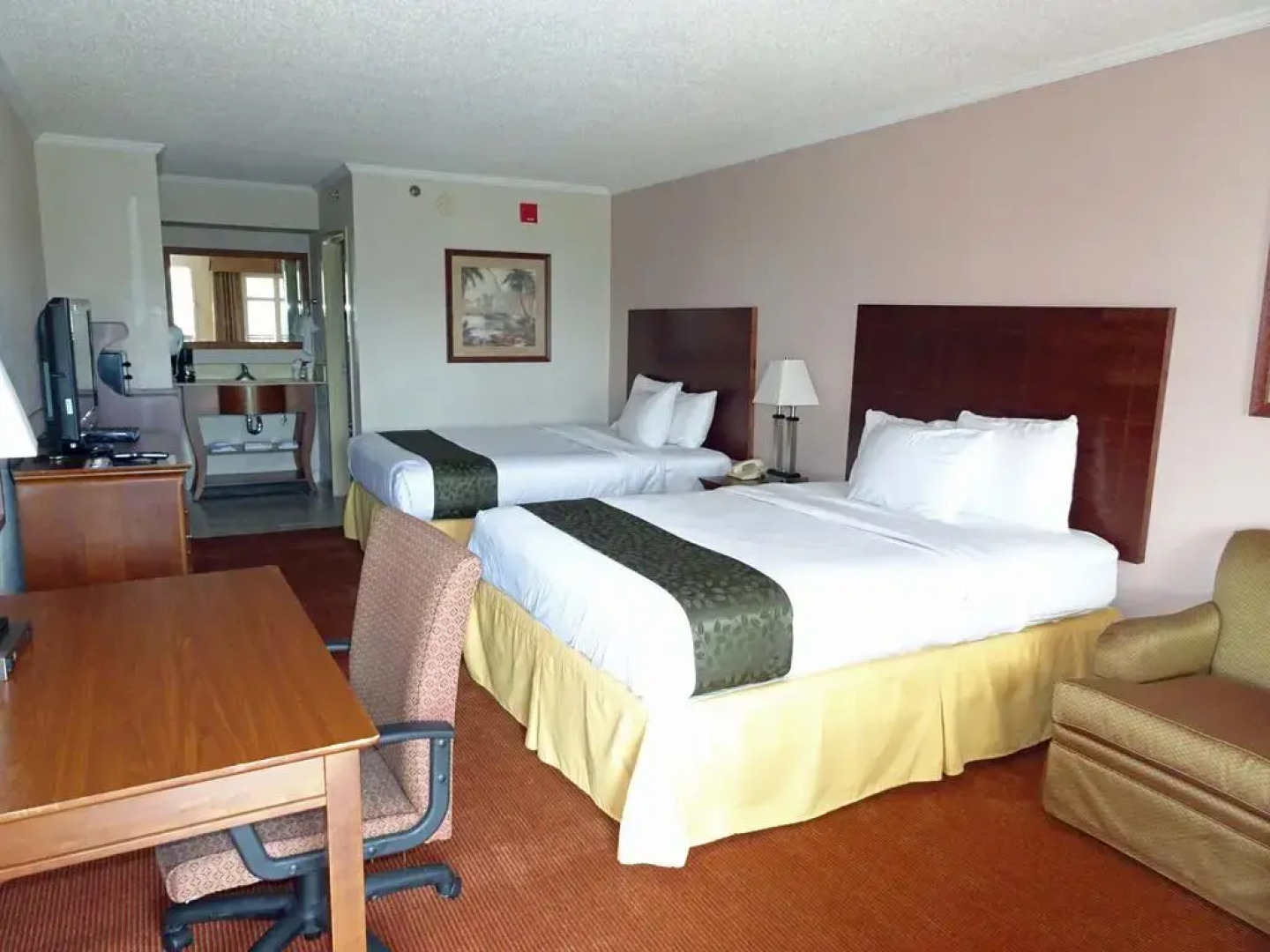 Home Town Inn & Suites Crestview