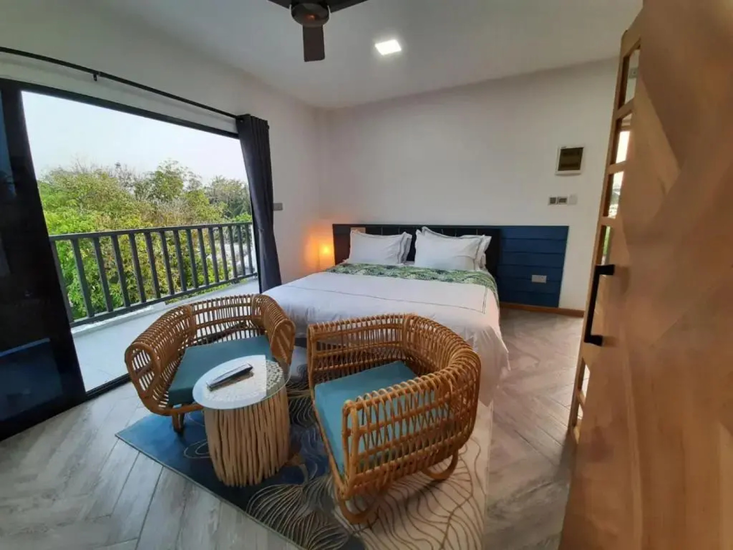 Palms retreat