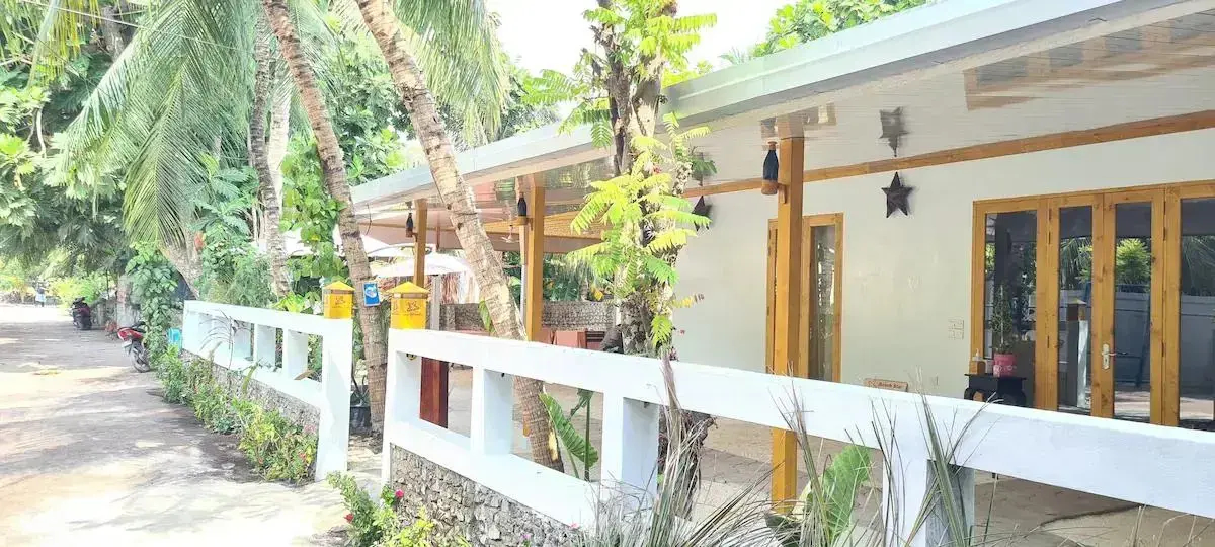 Отель Beach Star Maldives