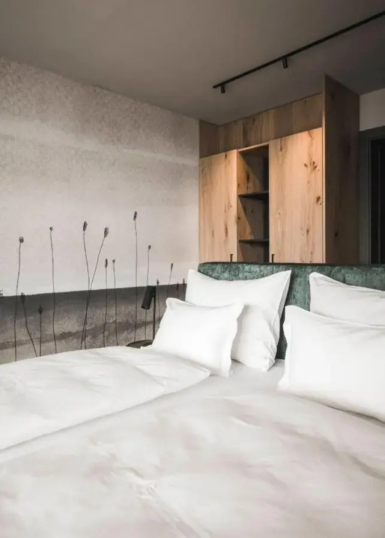 SomVita Suites