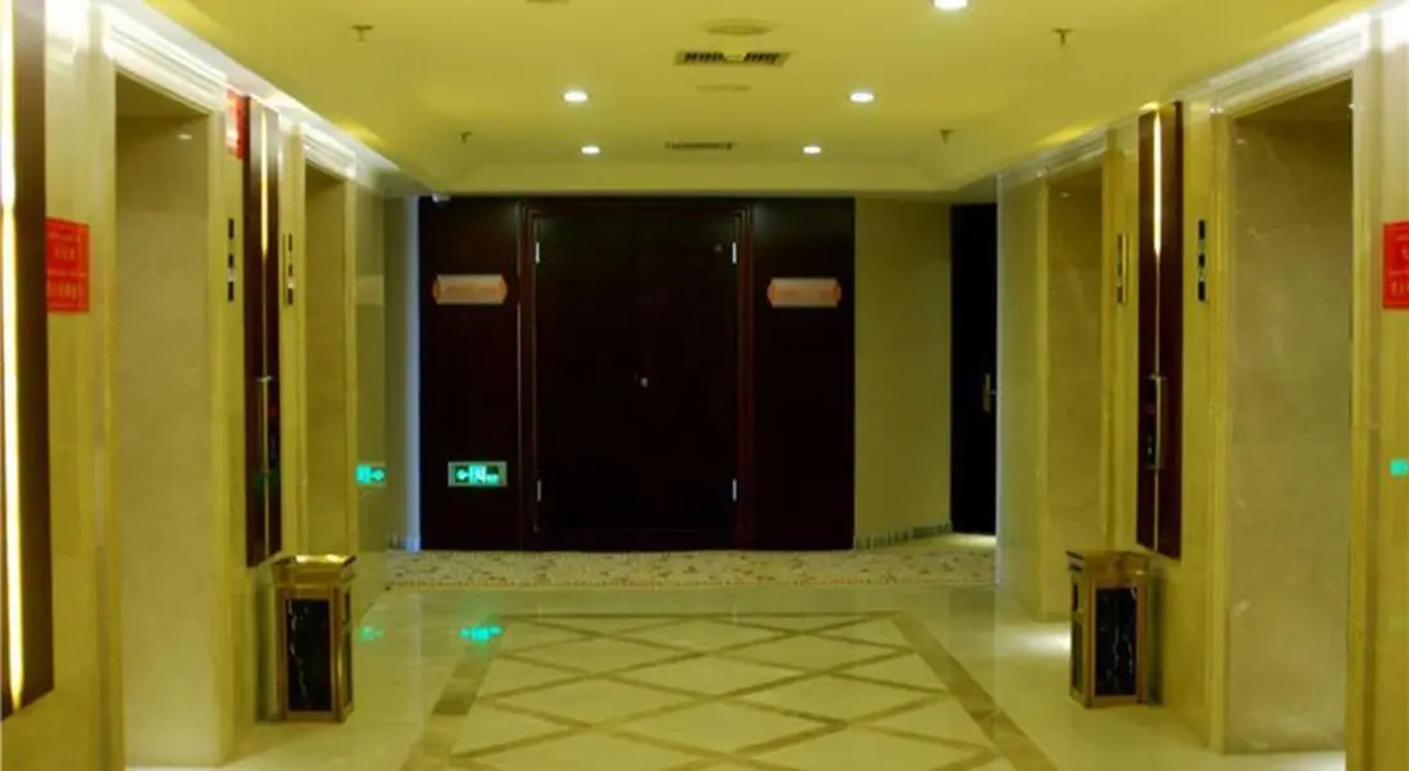 Qiniwak Hotel Kashgar