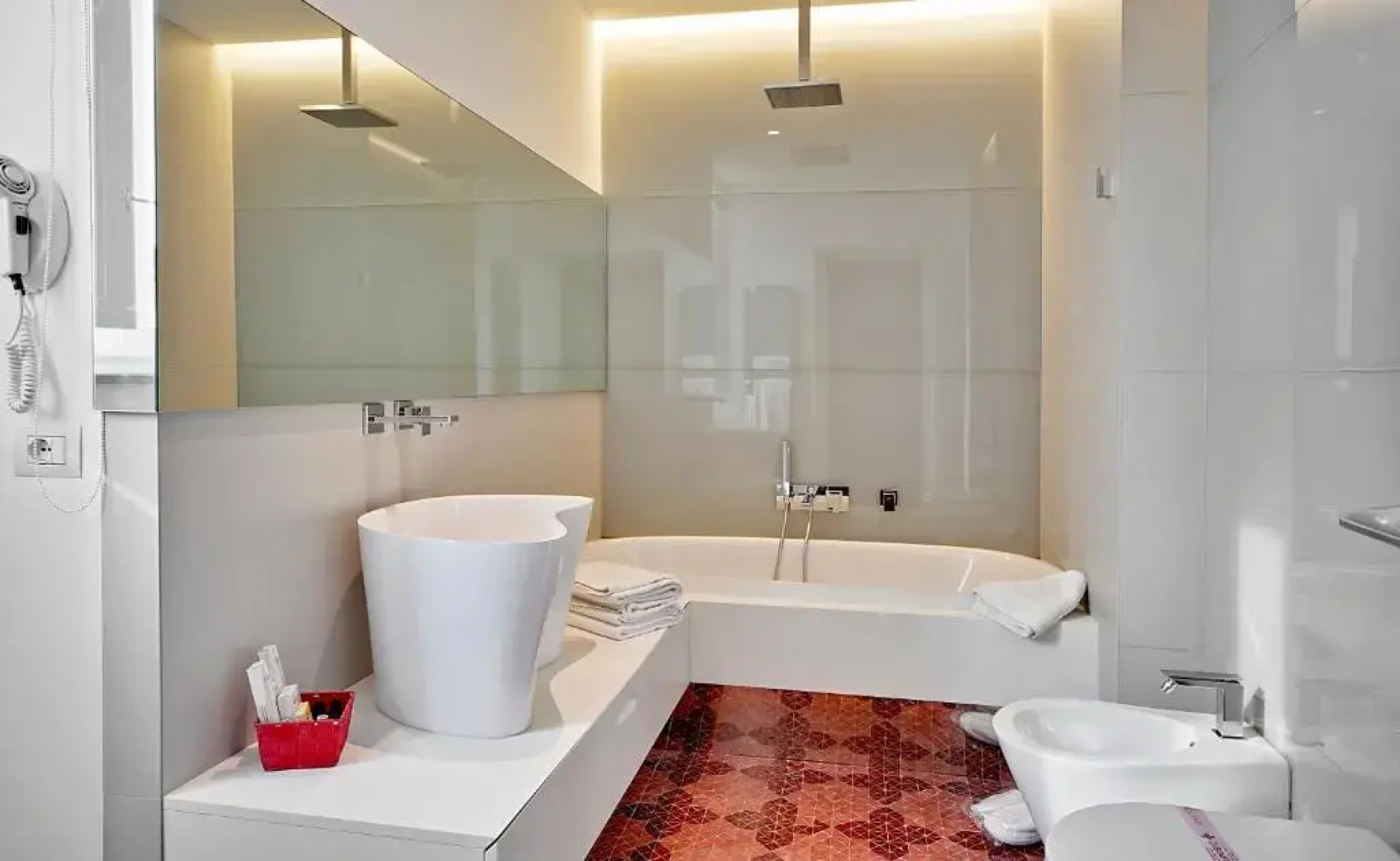 Zafran Boutique Hotel