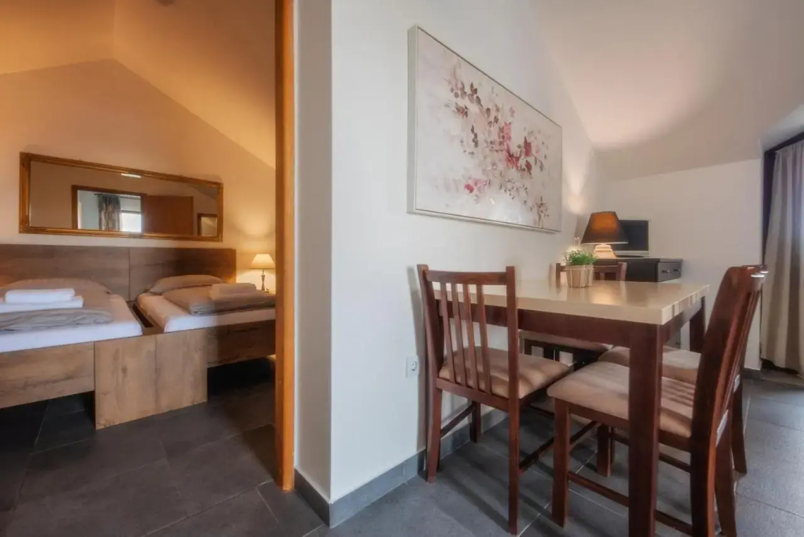 Aparthotel Plat