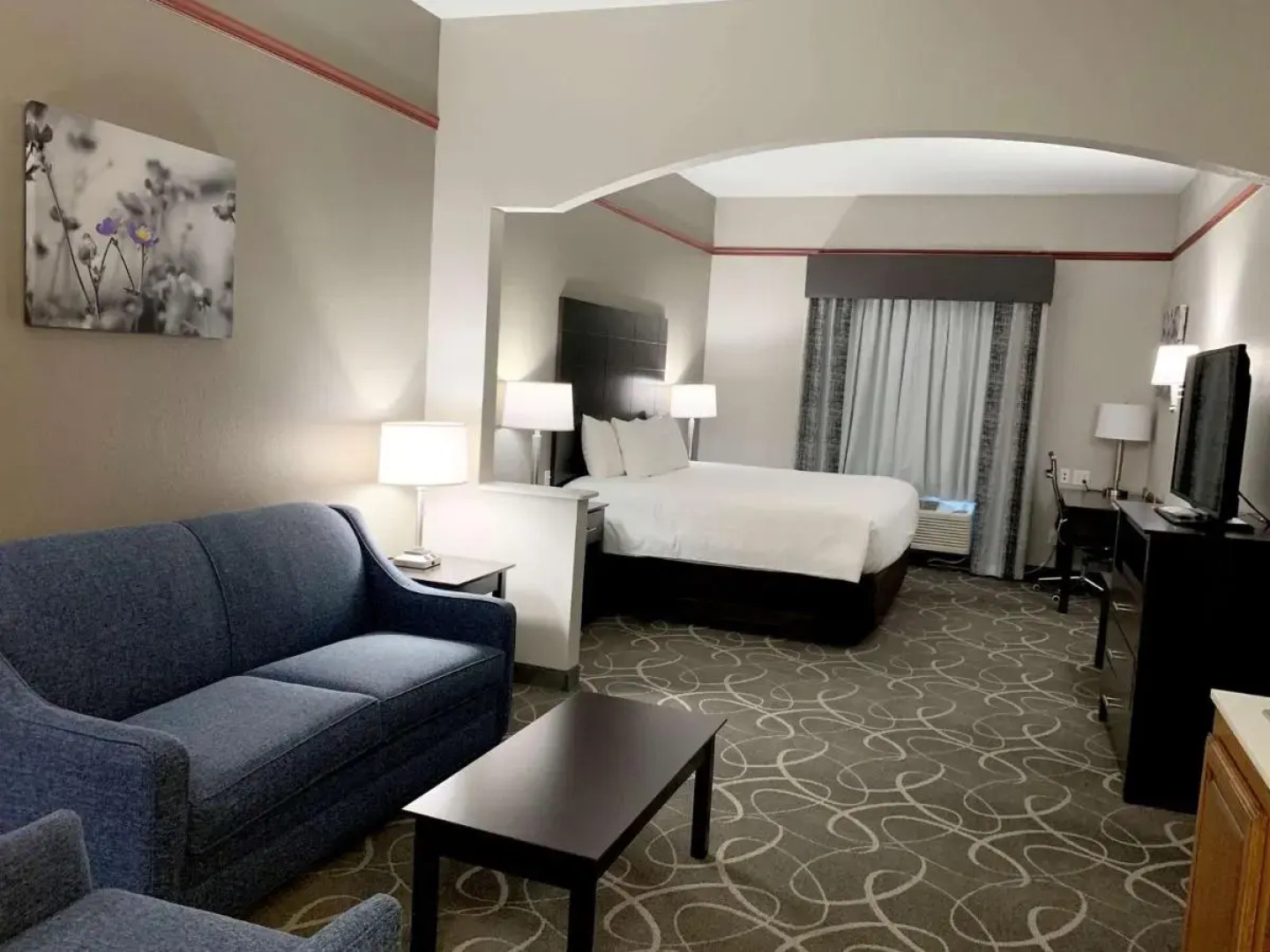 Best Western Limestone Inn & Suites