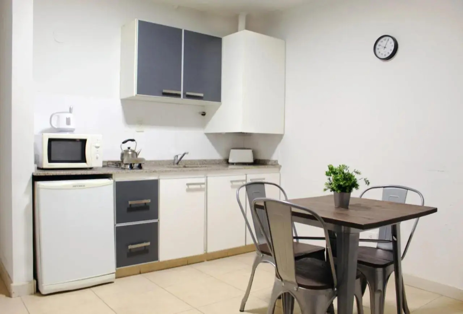 Soltigua Apart Hotel Mendoza