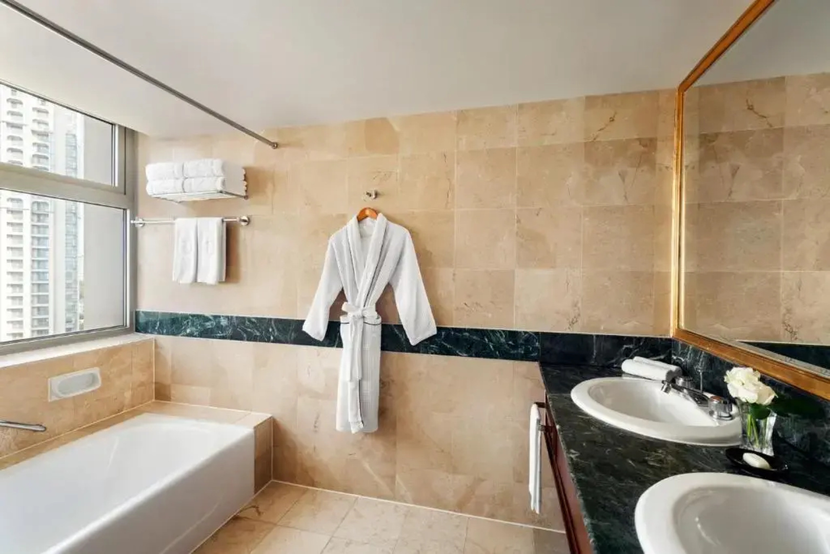 Shangri-La Beihai