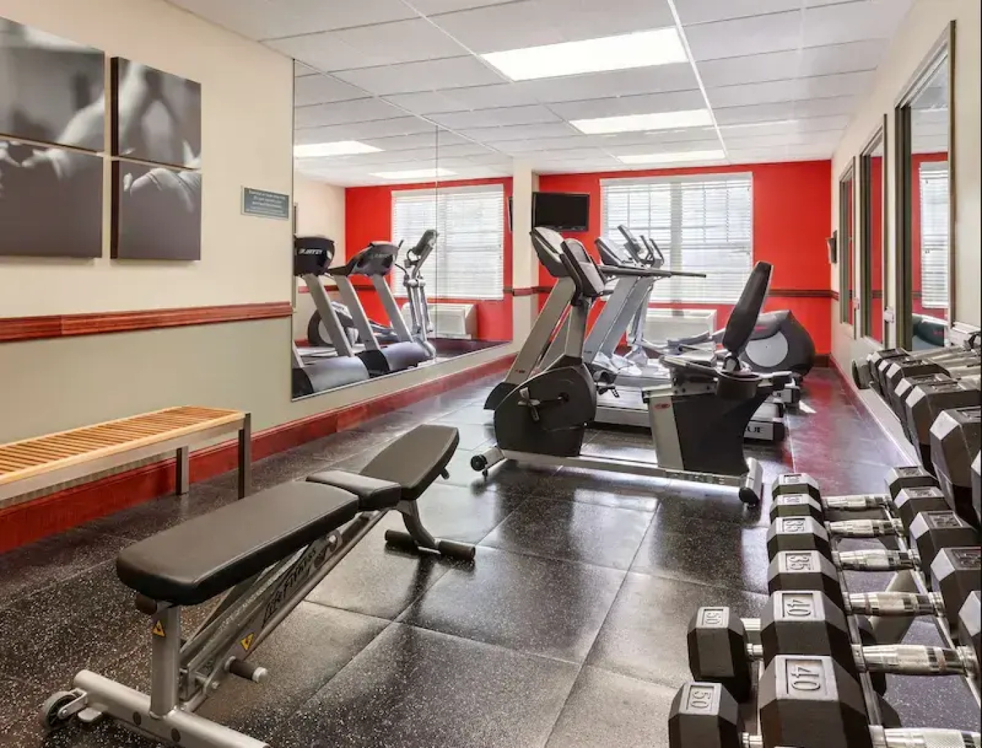 Country Inn & Suites by Radisson, Red Wing, MN
