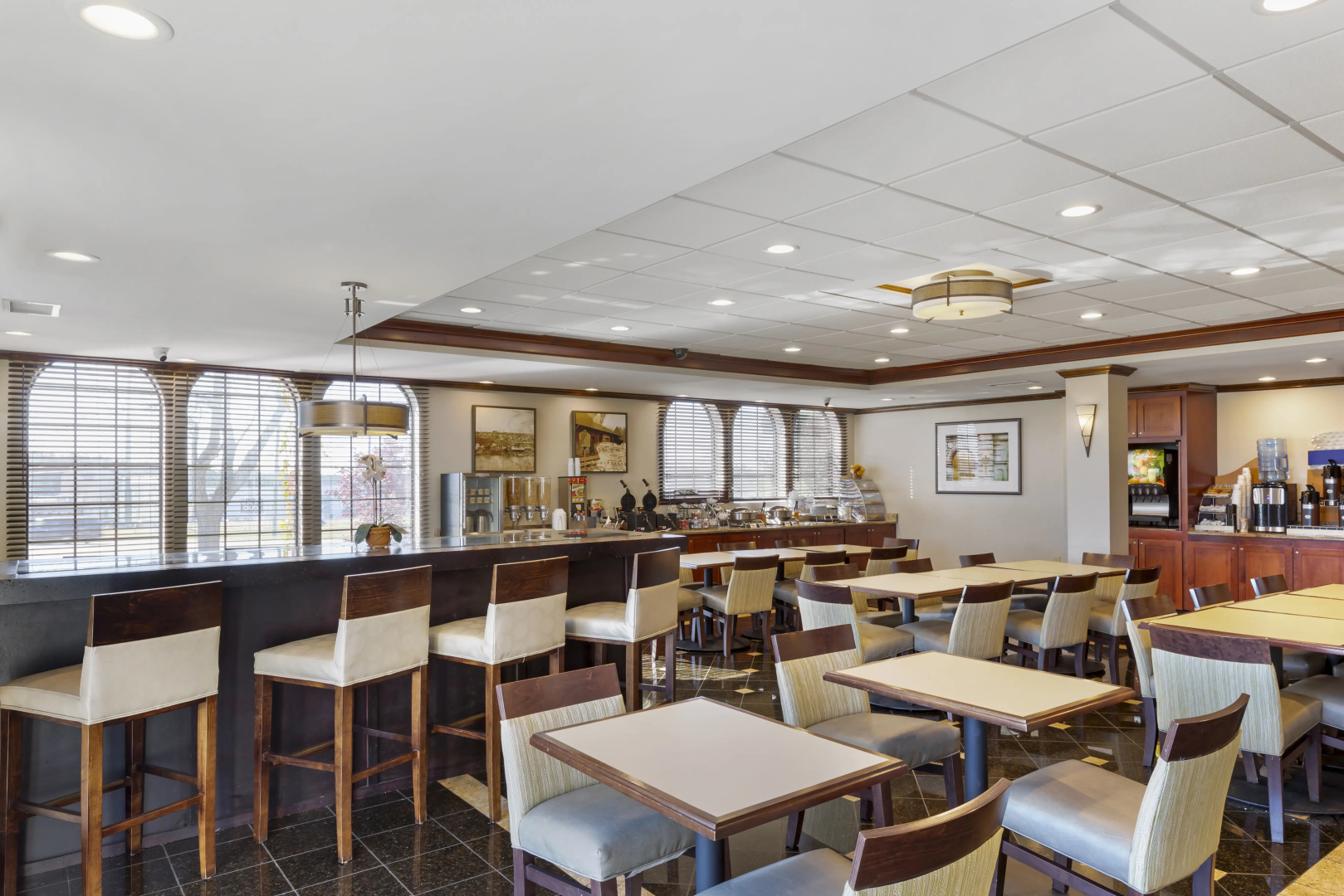 Best Western Plus South Hill Inn