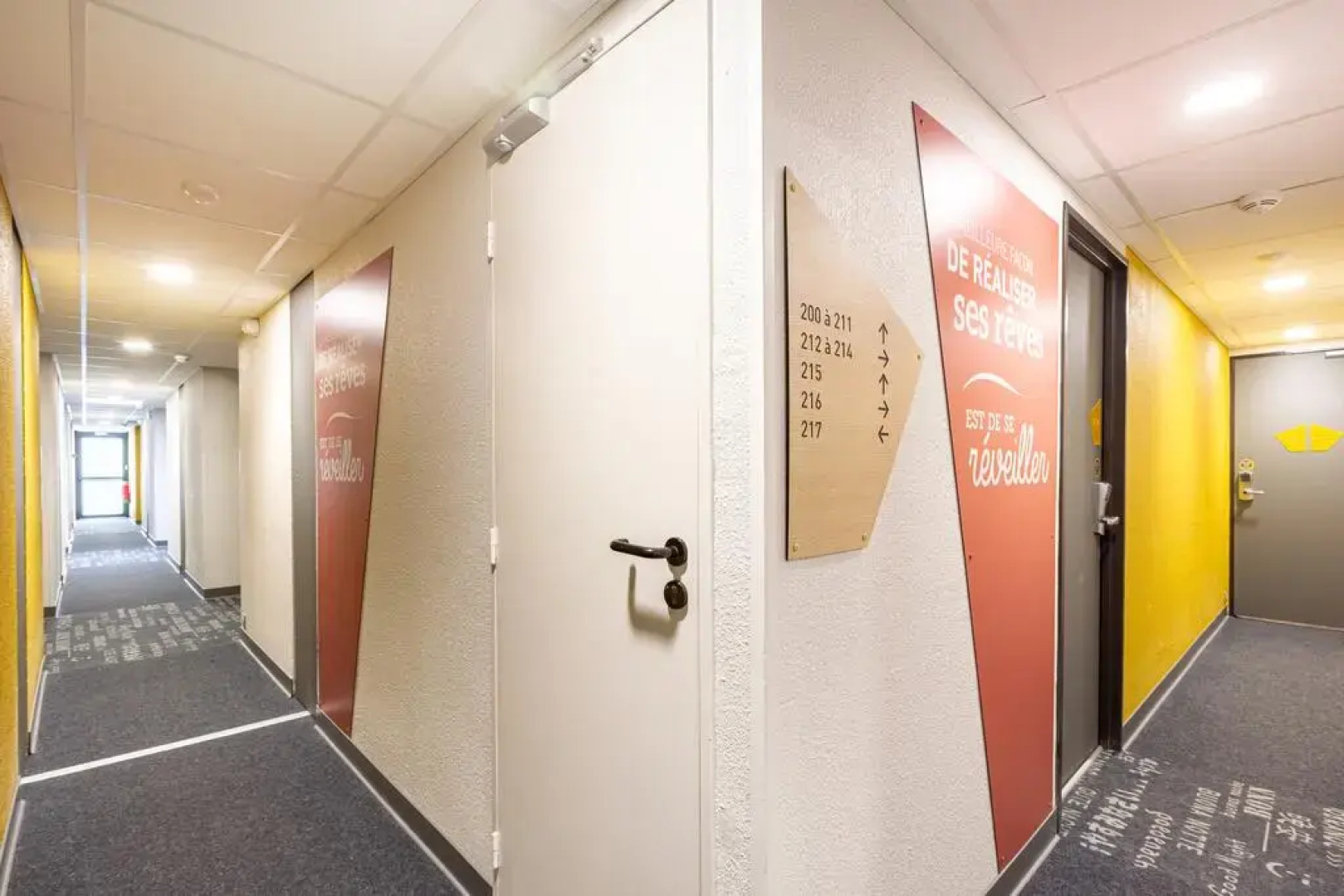 B&B HOTEL ANGERS Parc Expos