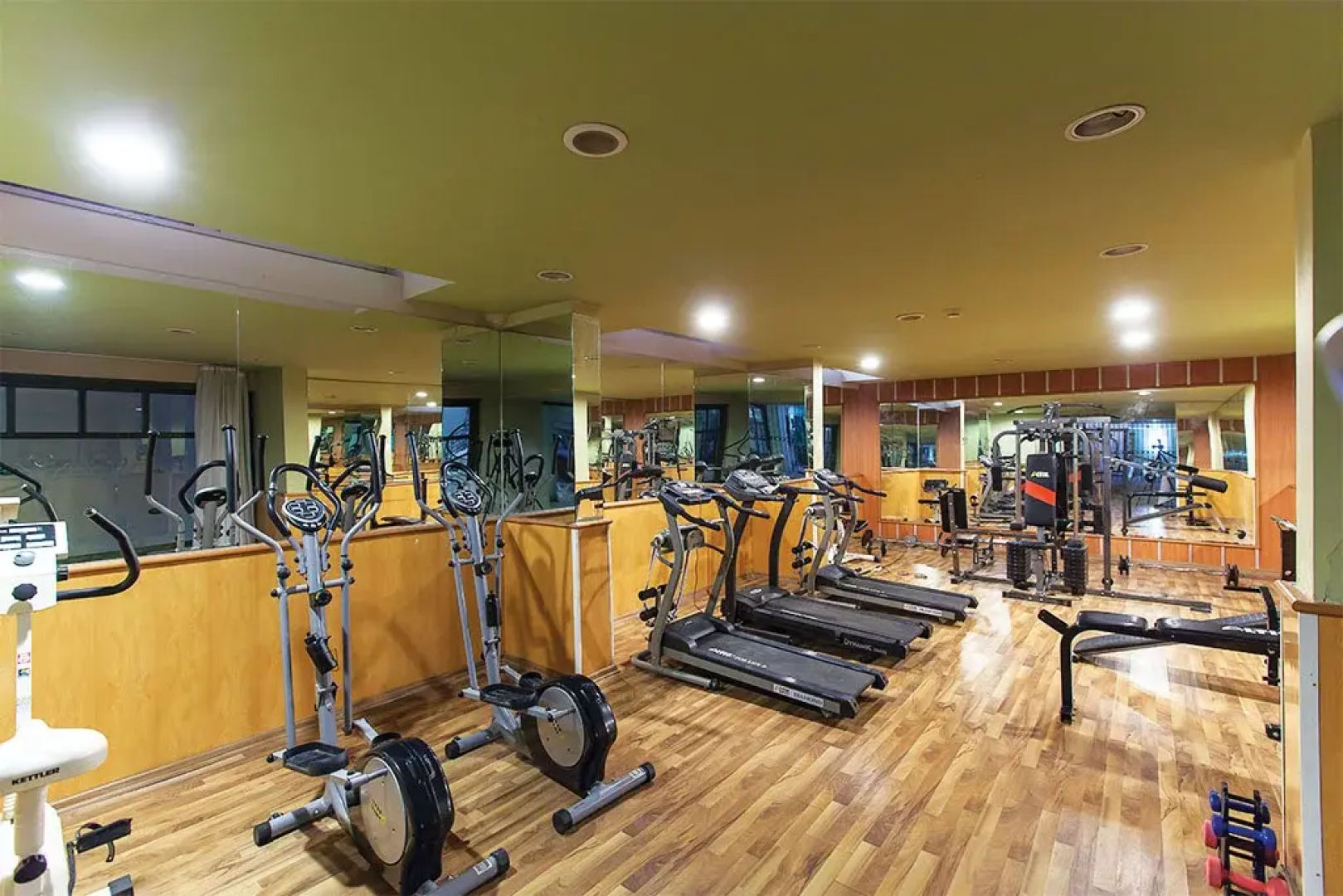 Exelsior Beach Aparthotel