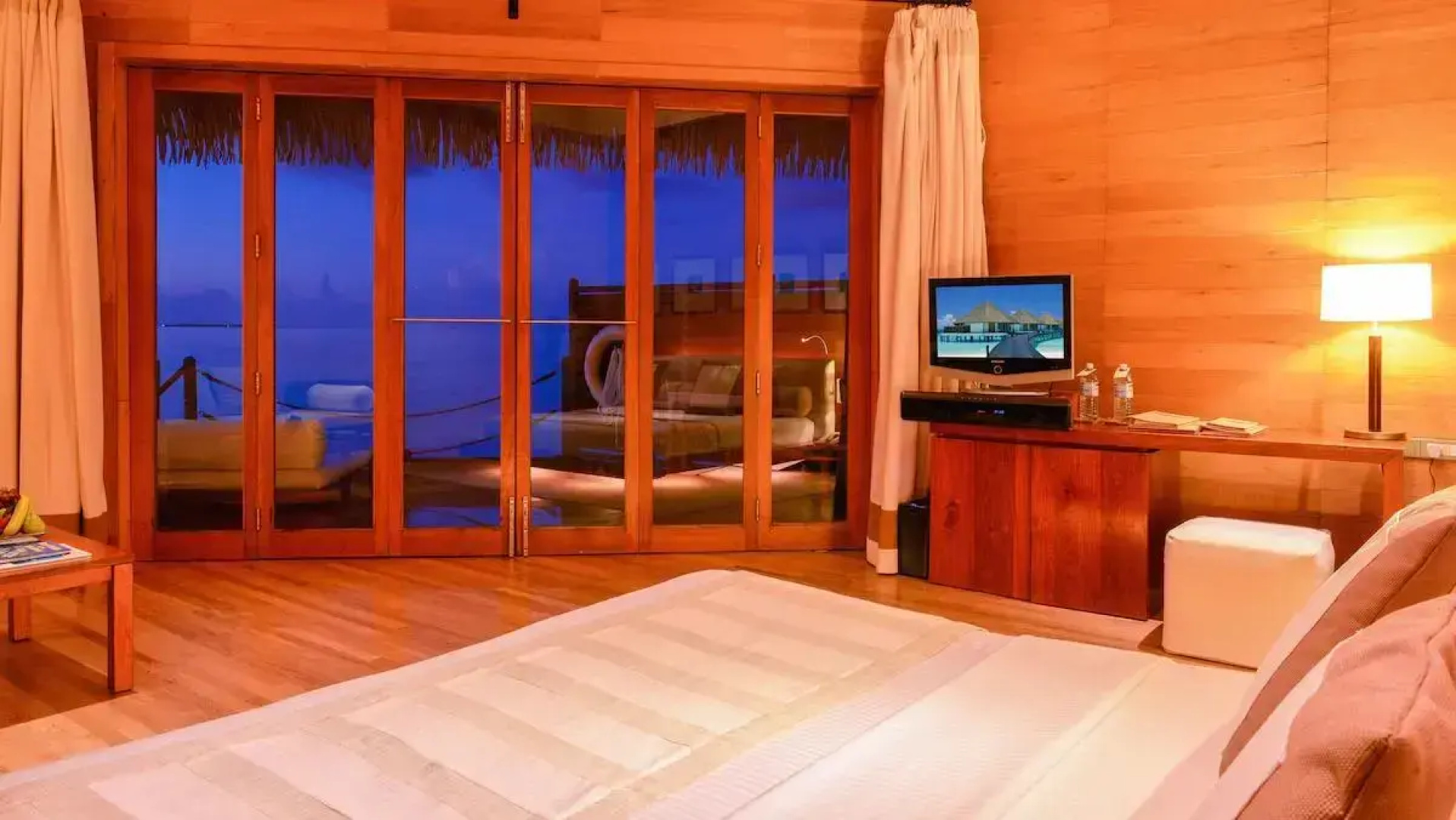 Курорт Adaaran Prestige Water Villas - with Dine around Premium All inclusive - 24 hours – 45 Minutes from Male by Seaplane