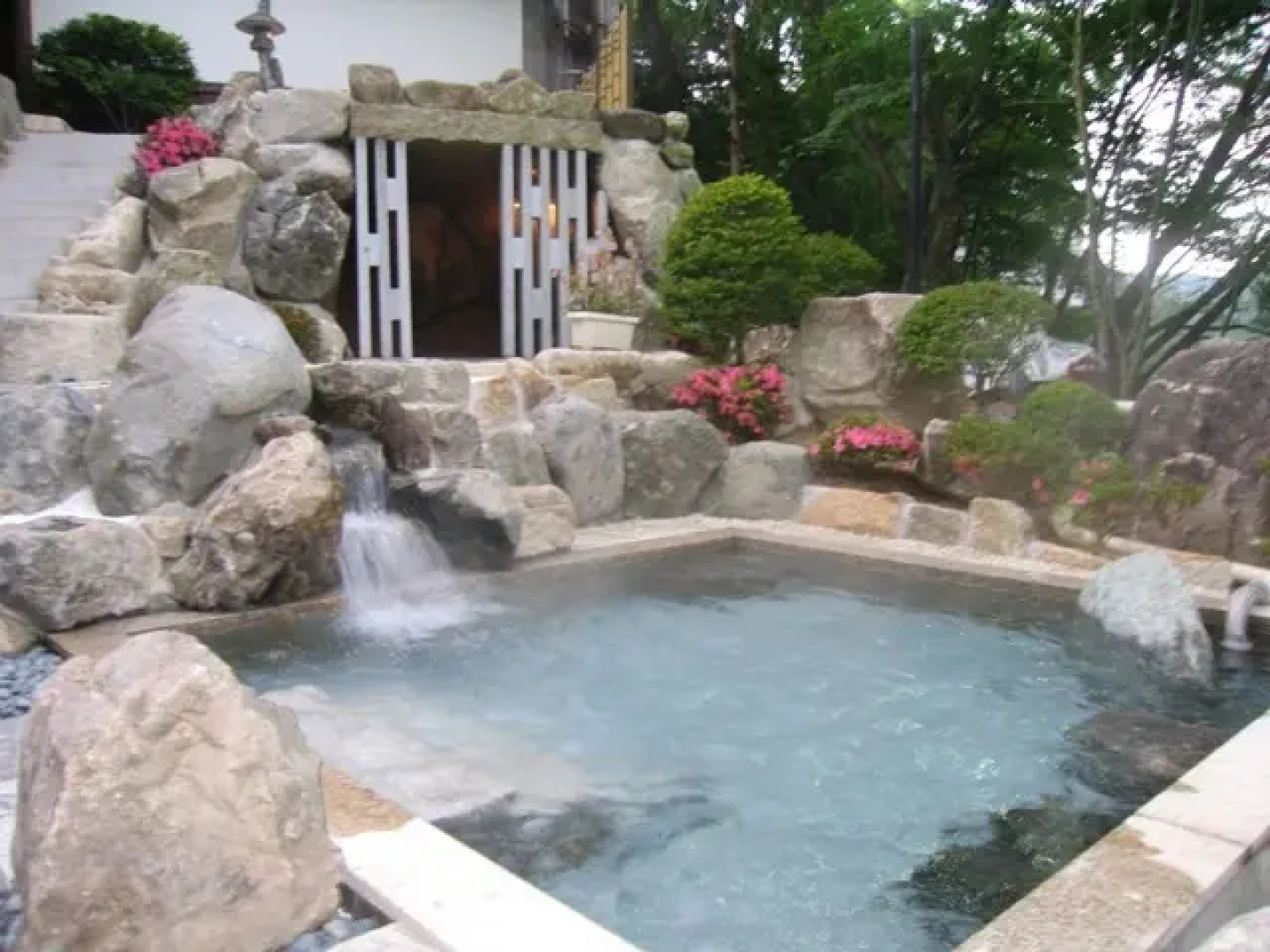 Fudo Onsen Hanabishi