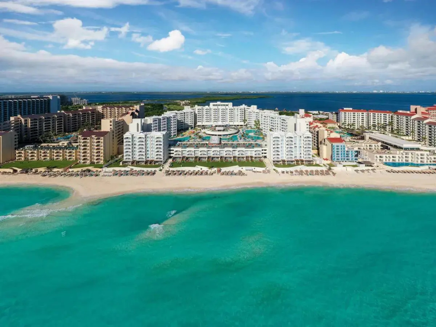 Hilton Cancun Mar Caribe All-Inclusive Resort