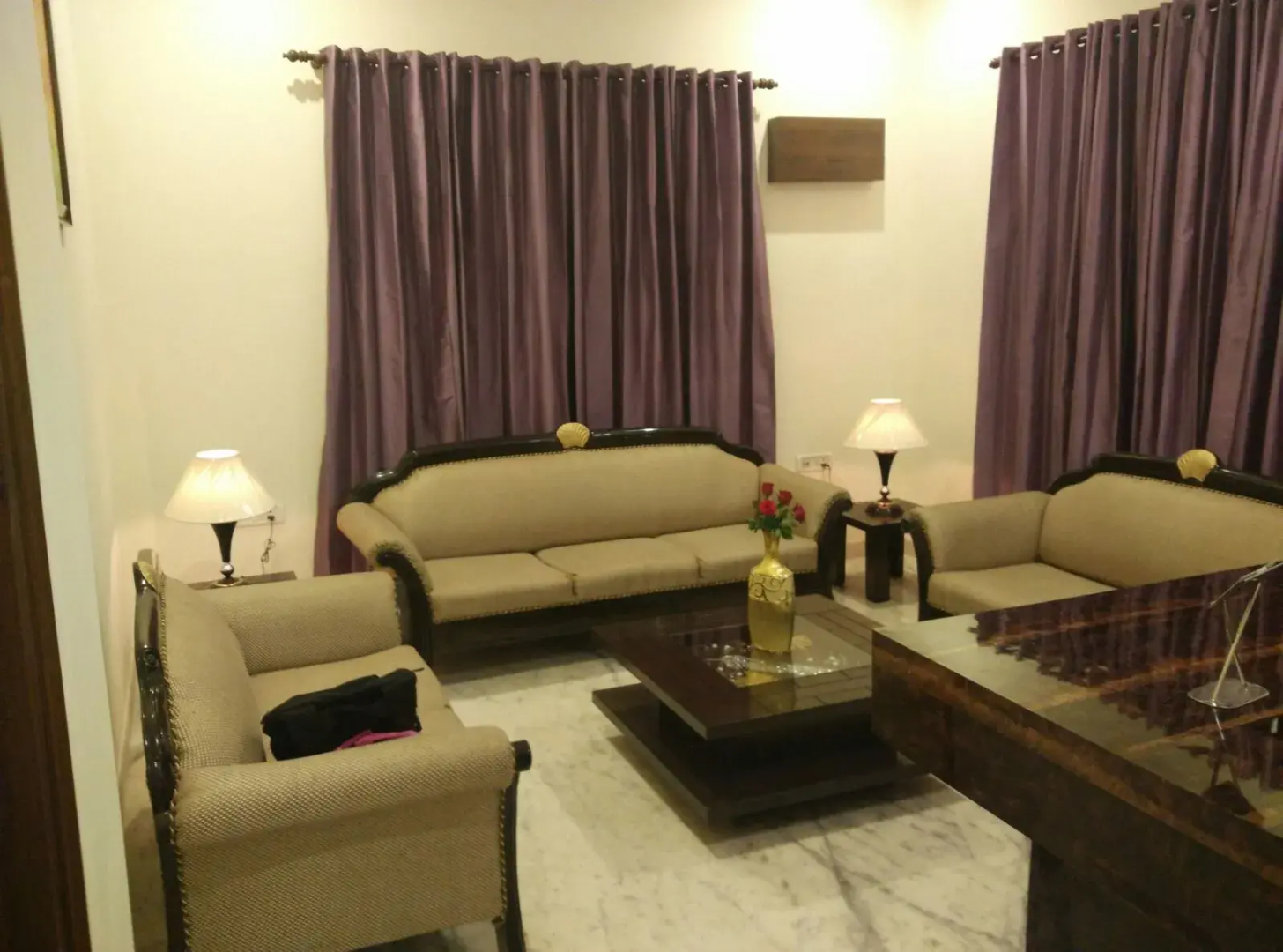Itsy Hotels Swastika Inn Sector 26