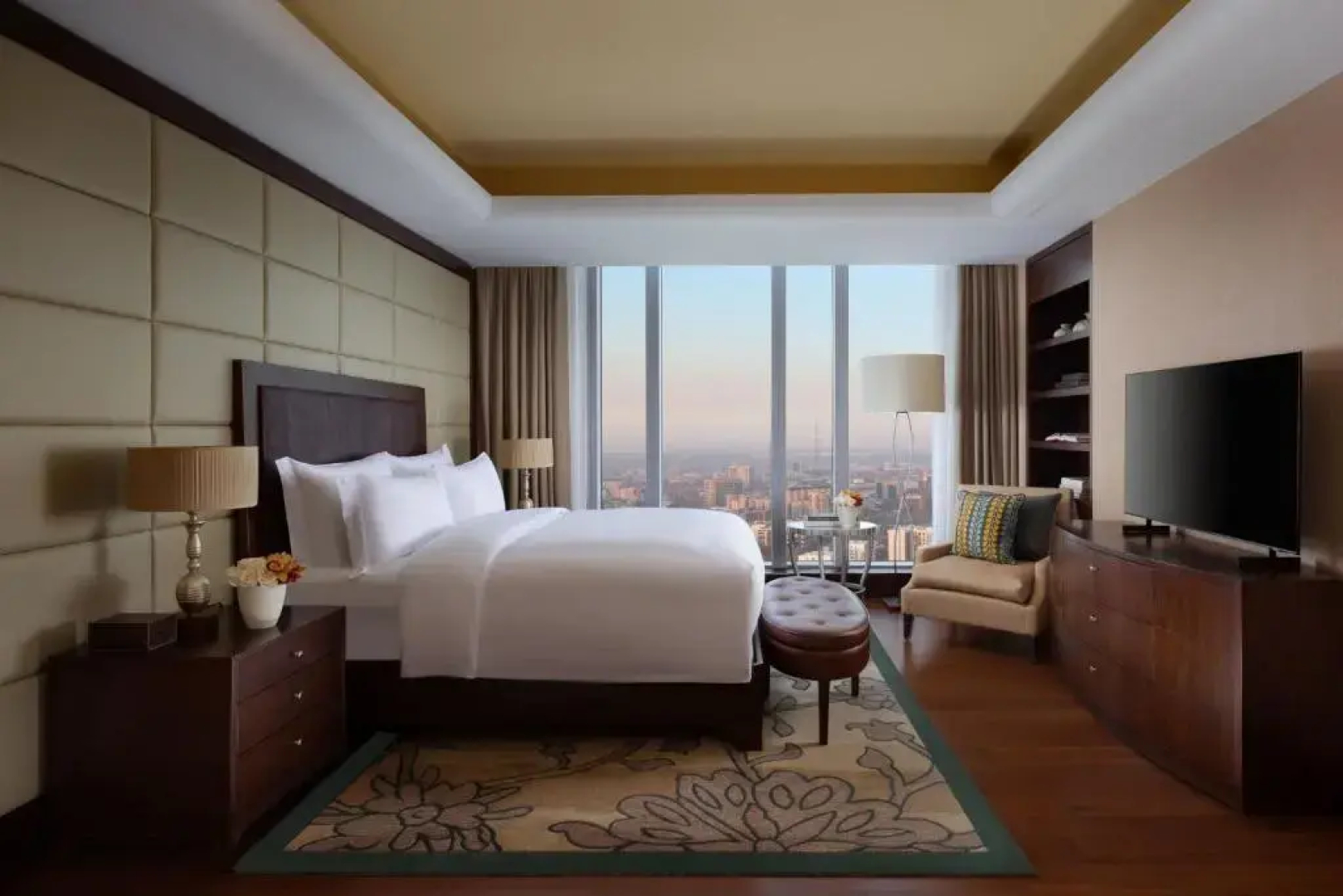 Отель The Ritz-carlton, Almaty