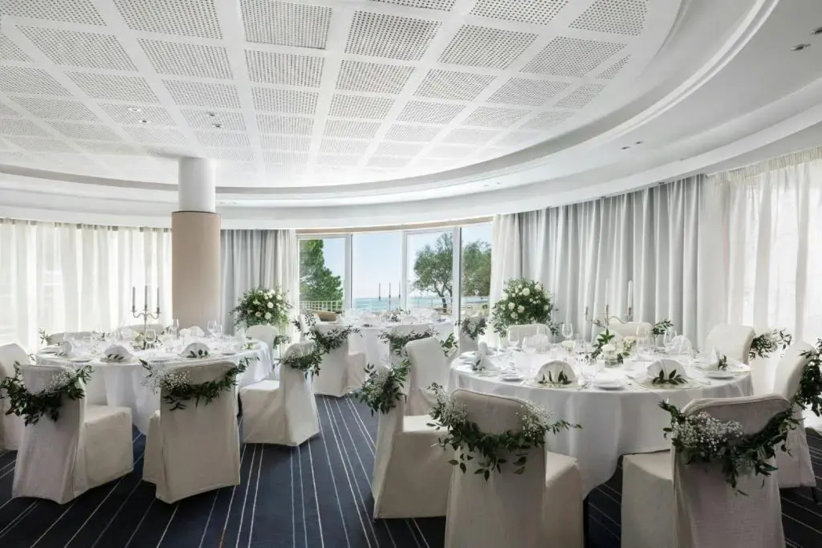 Le Meridien Beach Plaza