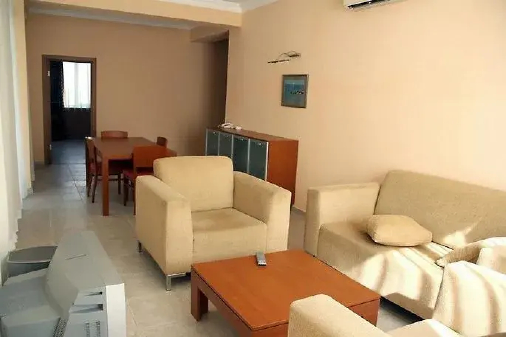 Andamati Hotel