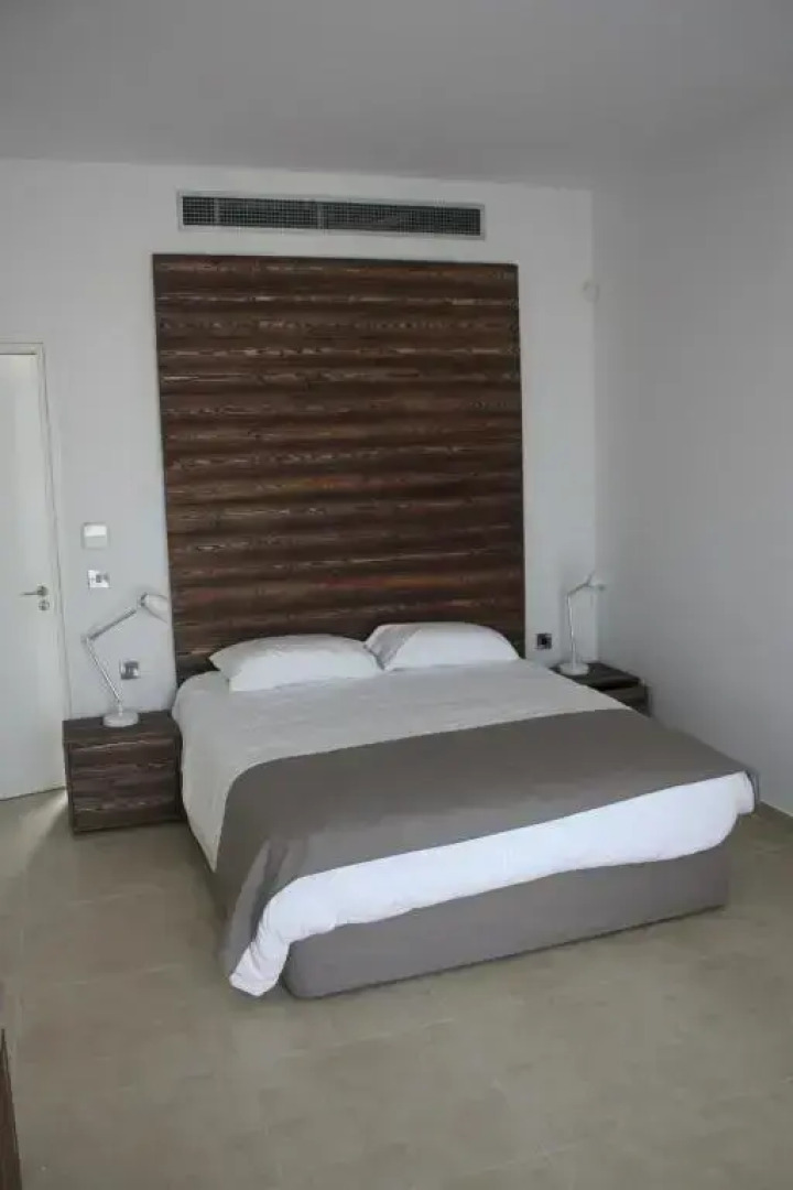 Amphora Hotel & Suites