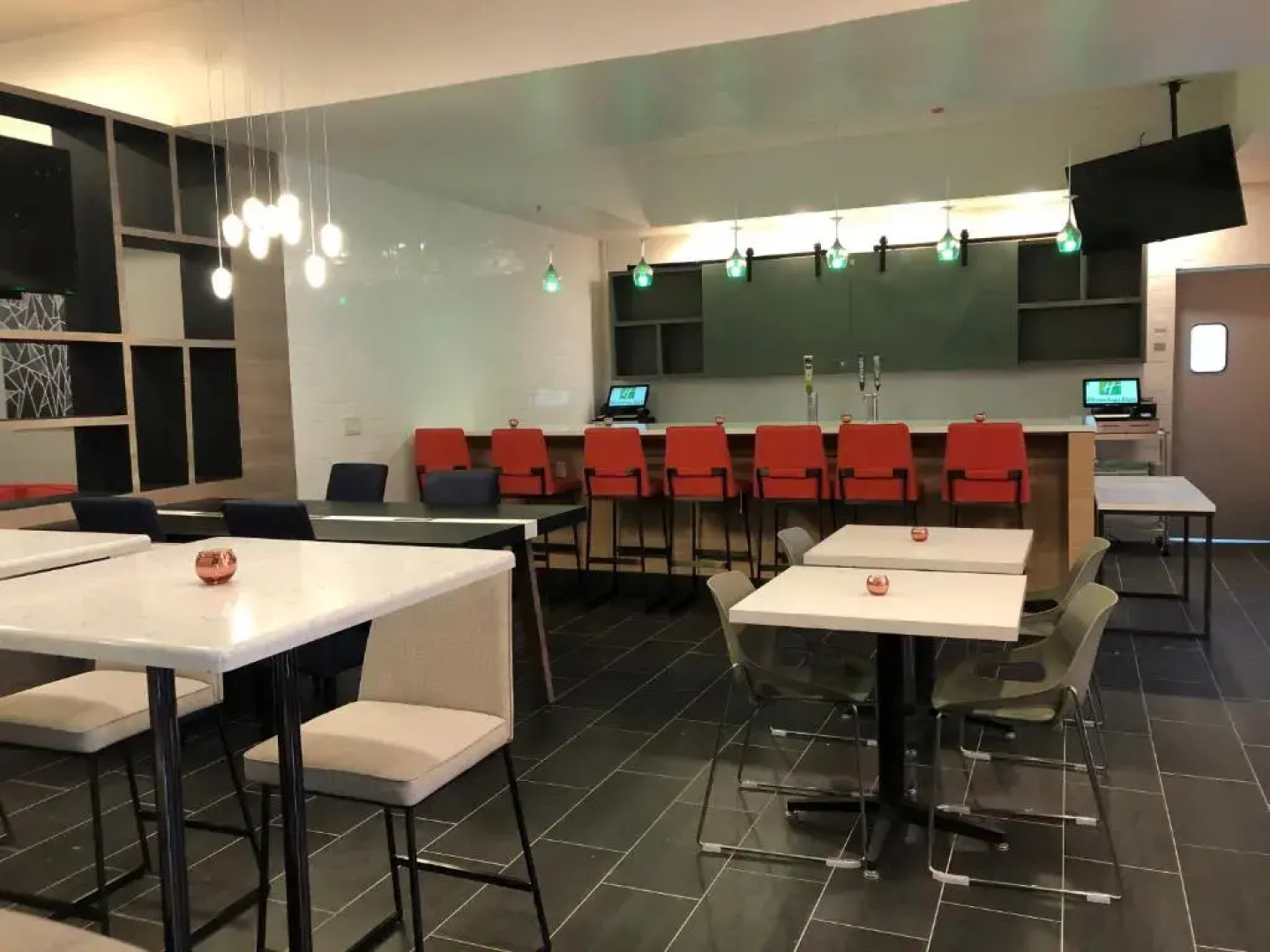 Holiday Inn & Suites Bothell by IHG