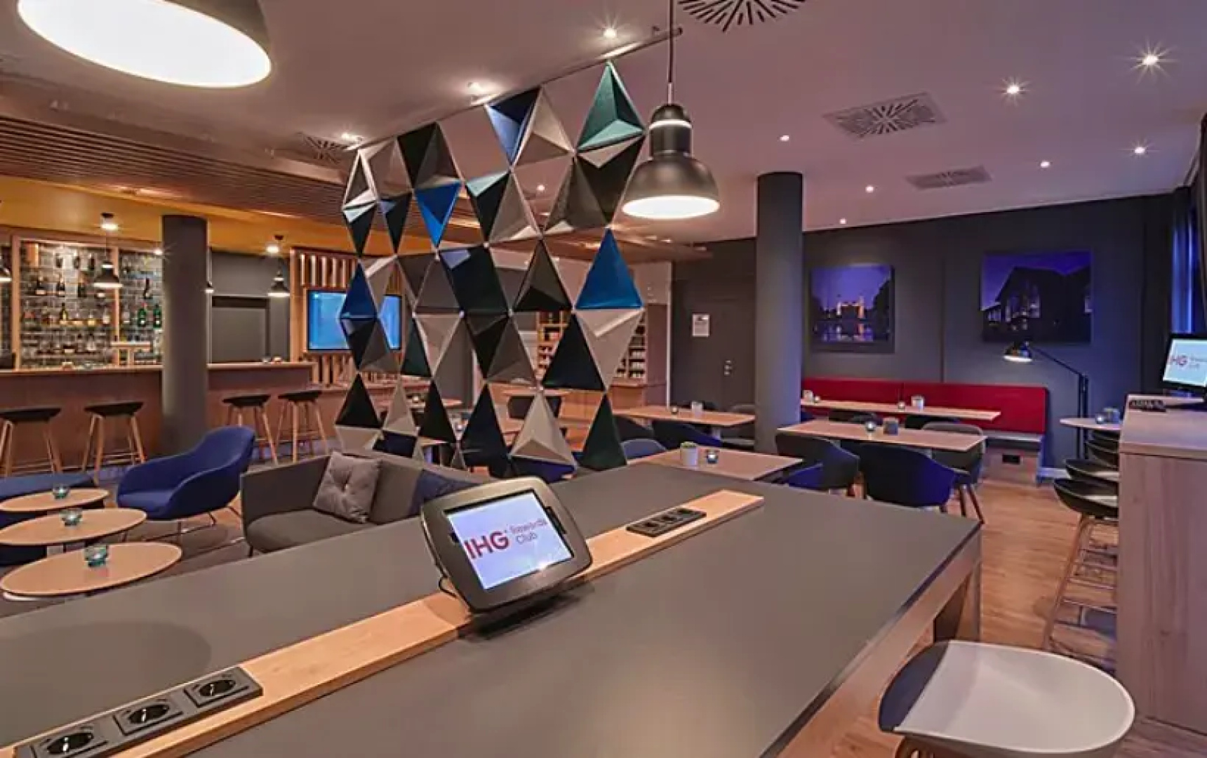 Holiday Inn Express Köln-Troisdorf by IHG