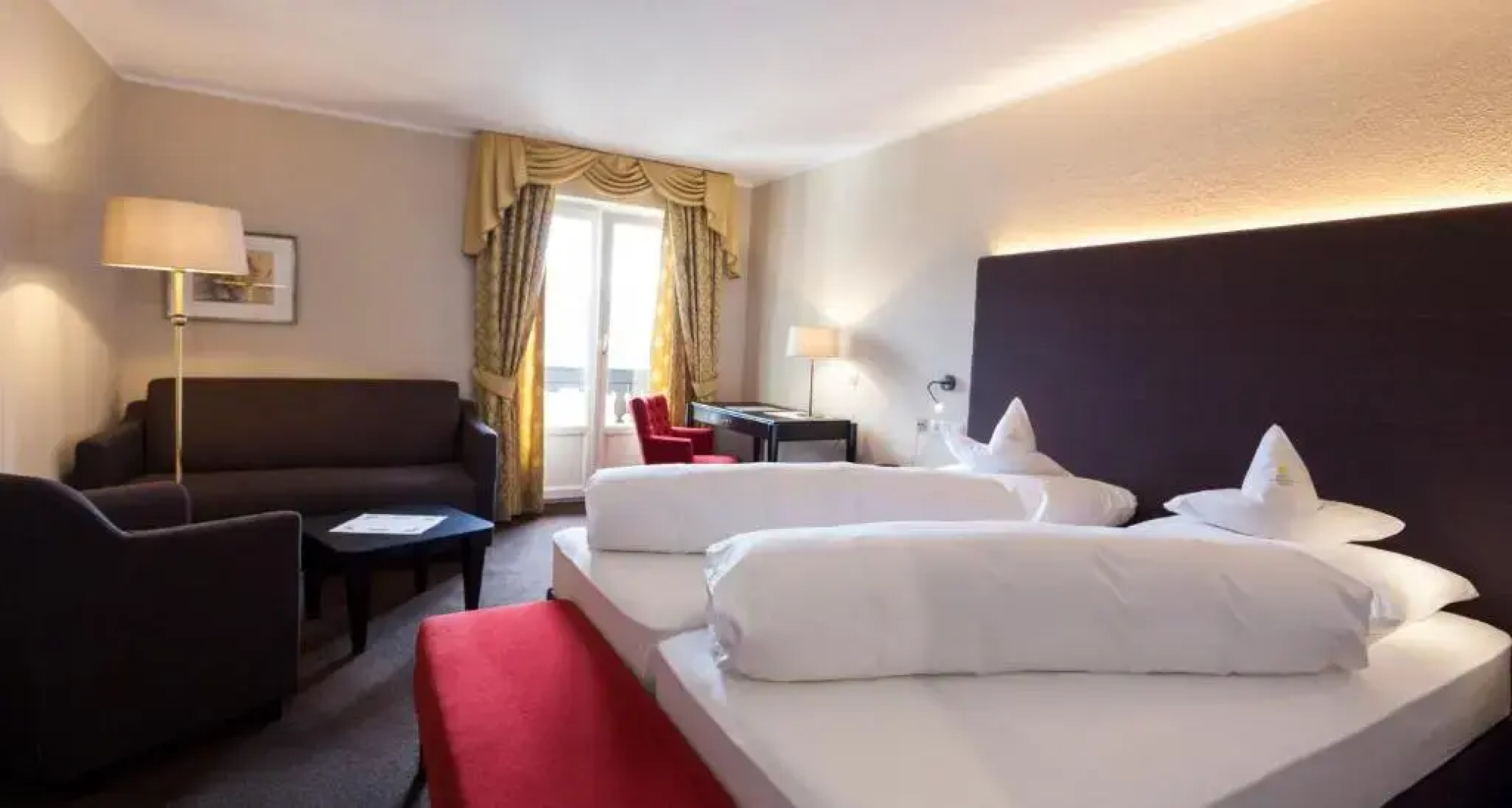 Bemelmans Post Hotel