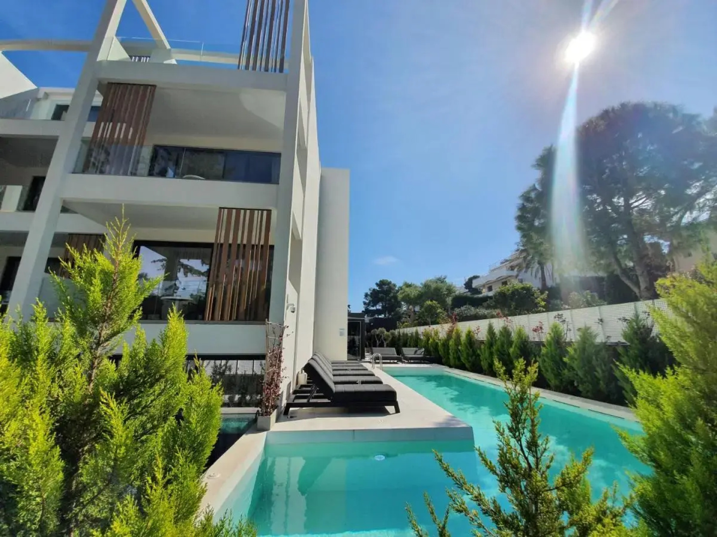 Azur Hotel