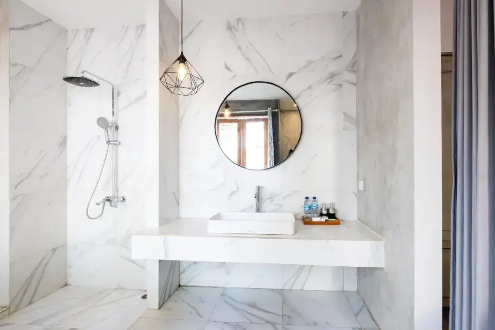 Kakul Villas & Suites