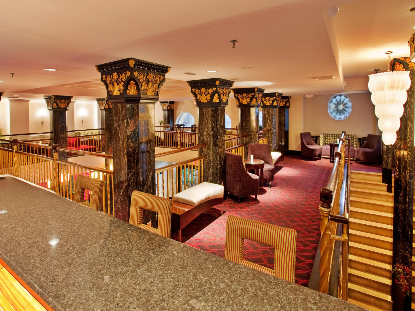 Holiday Inn Kansas City Downtown Aladdin