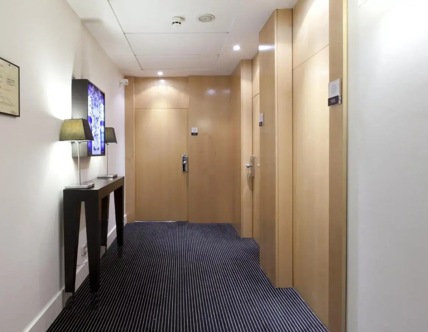 Отель Quatro Puerta Del Sol