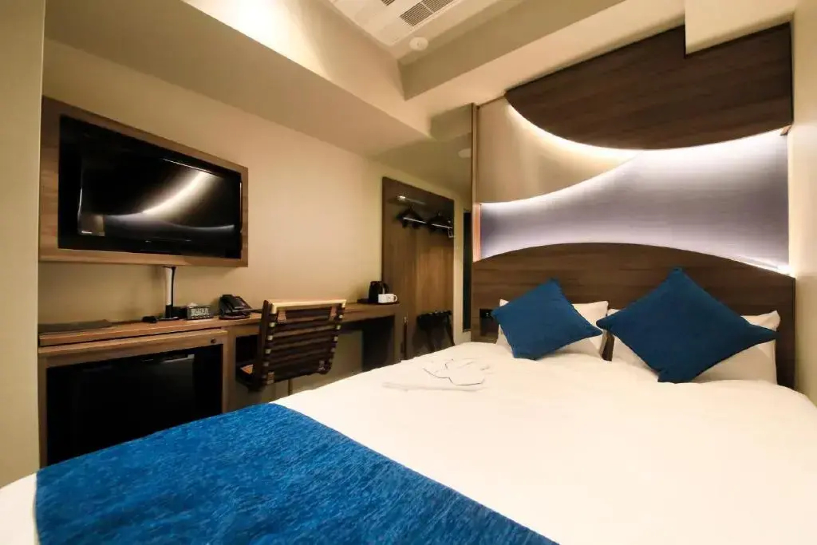 Отель Quintessa Hotel Tokyo Ginza