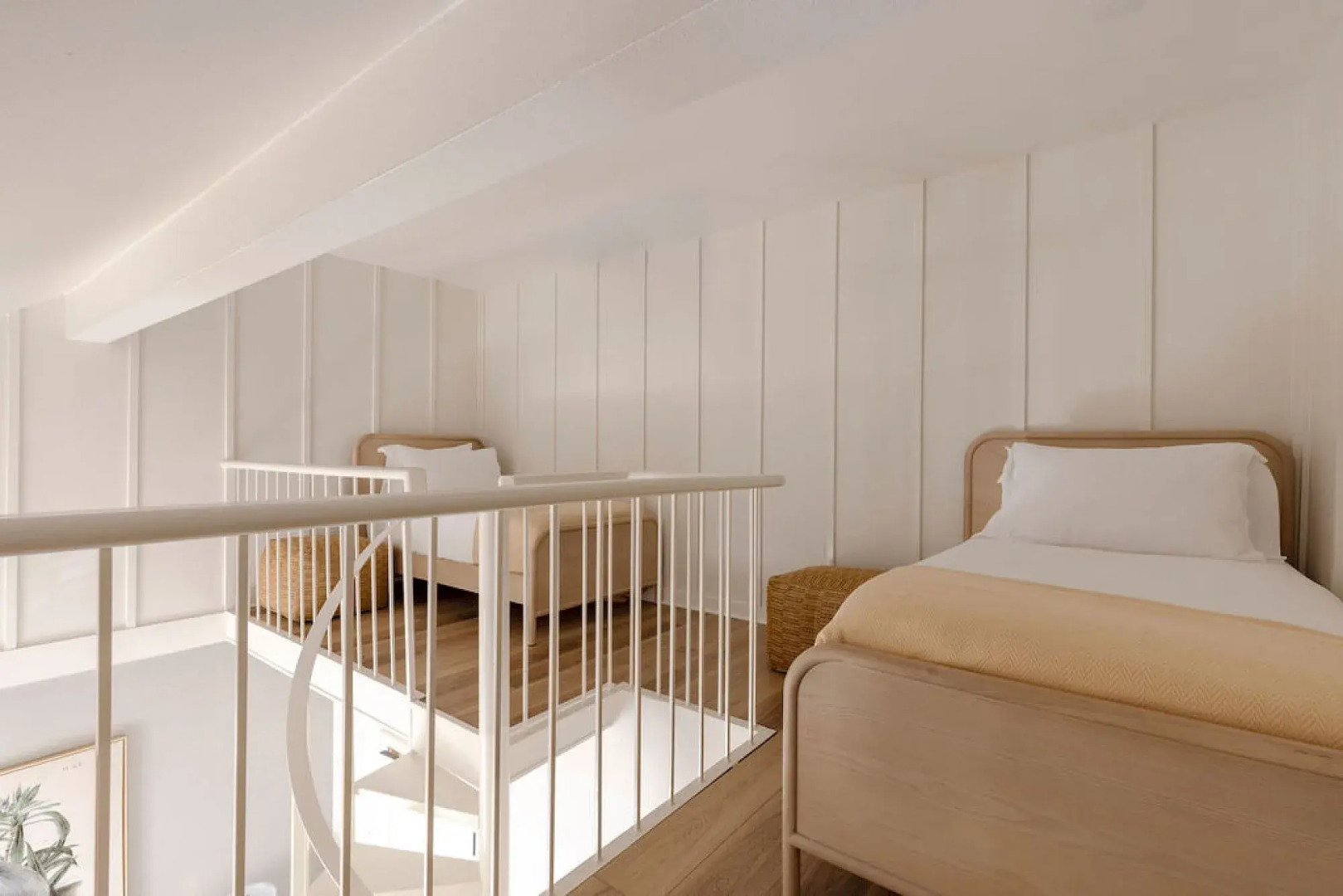 Garden District Hotel