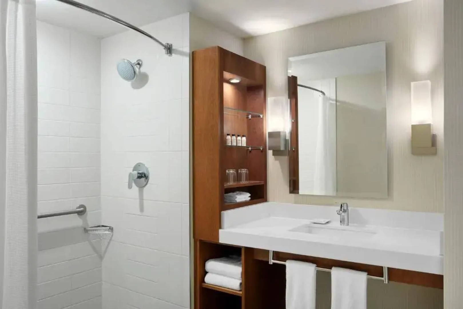 Delta Hotels by Marriott London Armouries