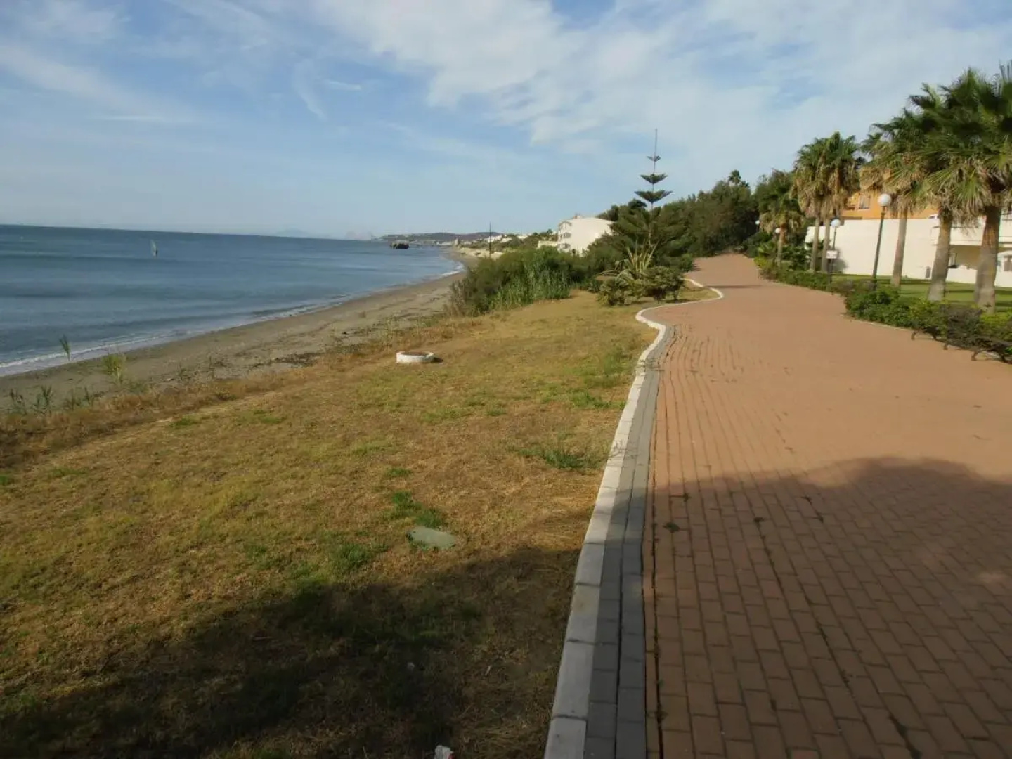 Отель Estepona