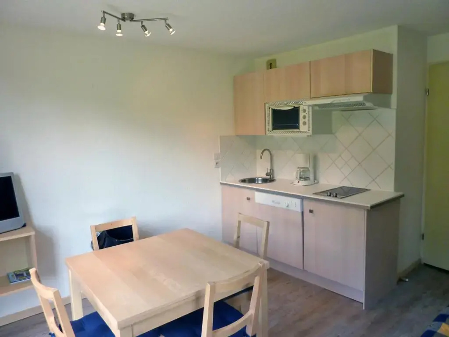 Combes Blanche 1 & 2 No.2