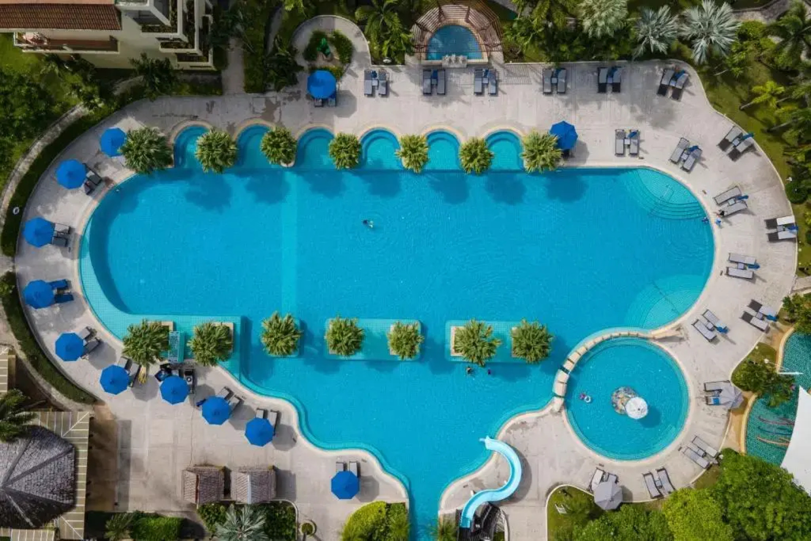 Phuket Marriott Resort & Spa, Merlin Beach