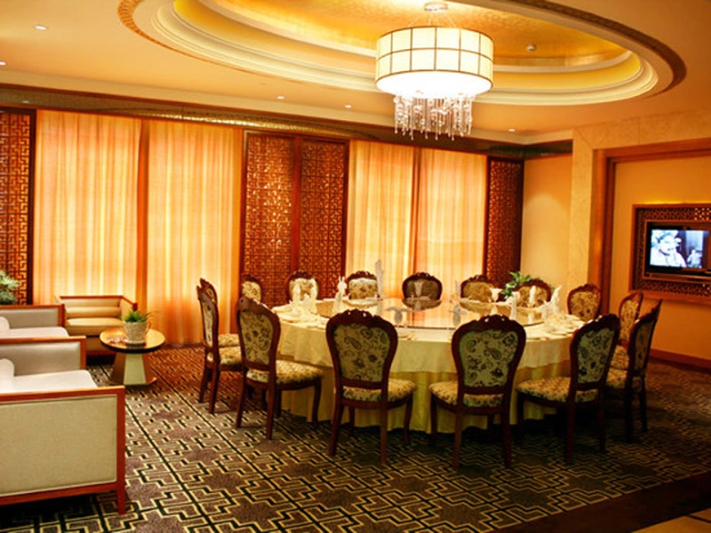 King Royal Hotel Yunfu