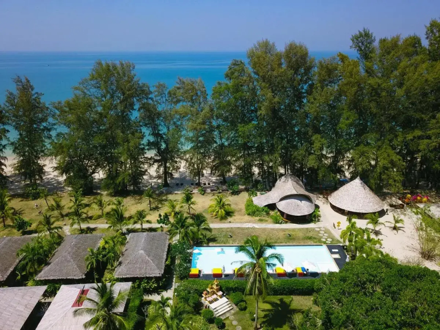 Отель Long Beach Chalet