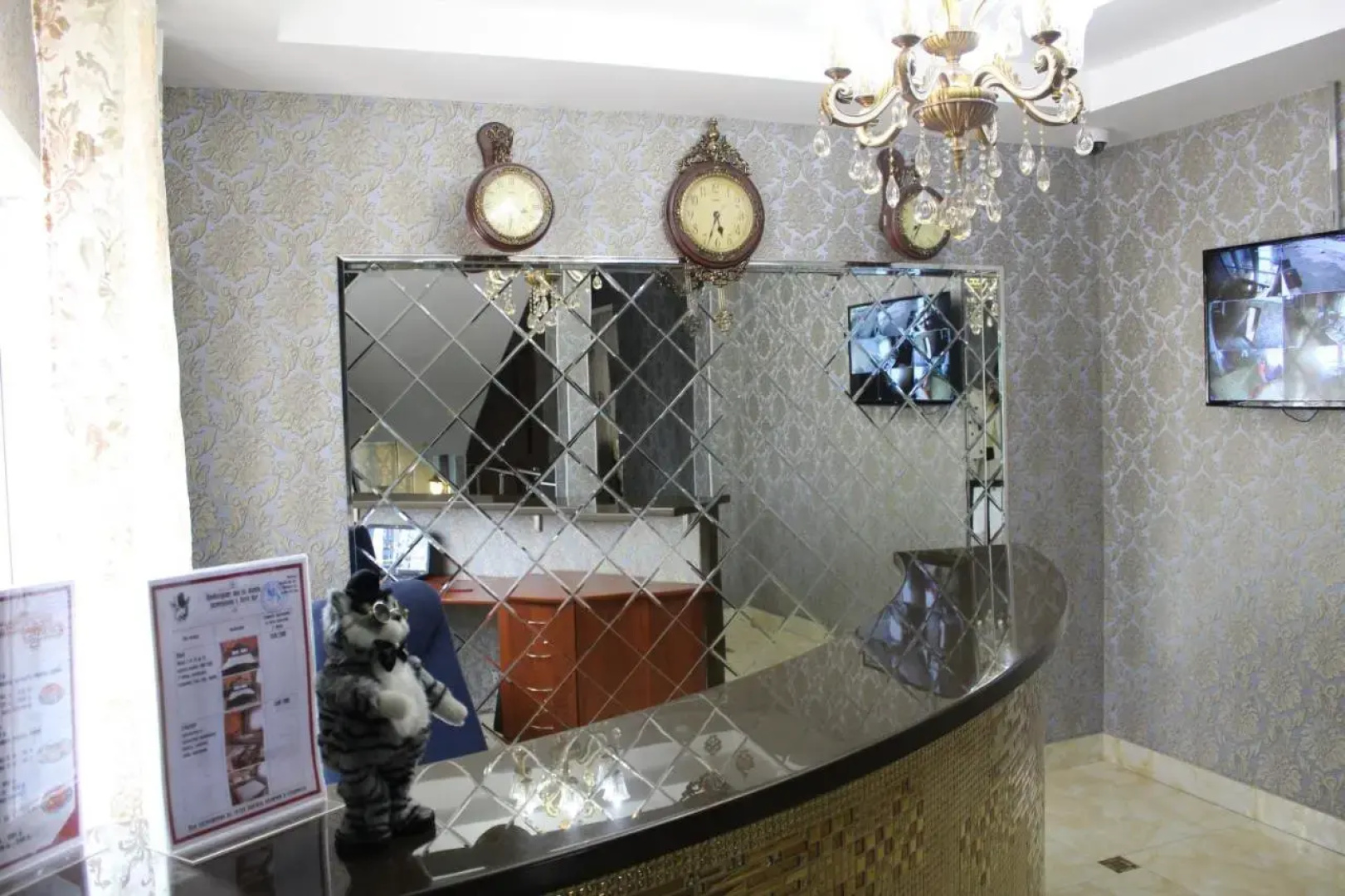 Kot Mini Hotel