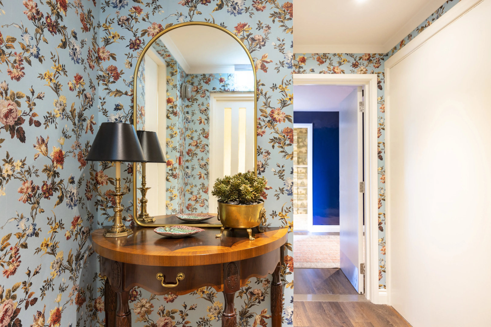 Отель Graduate by Hilton Cambridge